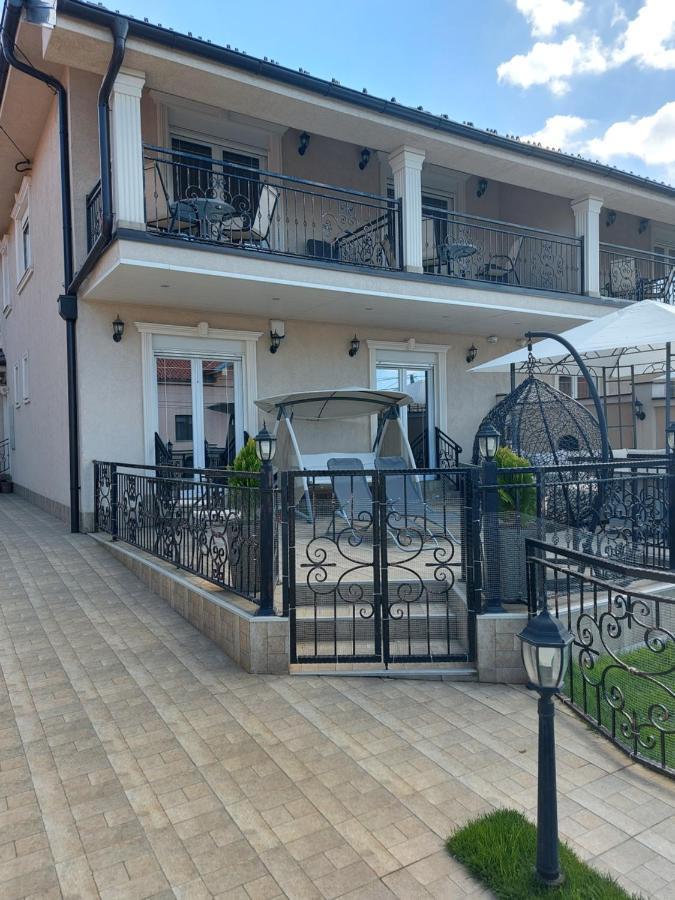 Apartments Exclusive Beograd Ngoại thất bức ảnh